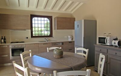 Fornace 1: Habitación, Mueble, Propiedad, Edificio, Suelo, Diseño De Interiores, Casa, Cocina, Techo, Mesa