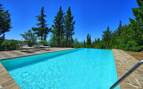 Casa Fioraie: Piscina, Propiedad, Bienes Raíces, Ocio, Inmuebles, Casa, Villa, Rectángulo, Vacaciones, Casa