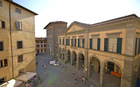 Appartamento Tommasi Fierli: Edificio, Arquitectura, By, Fachada, Barrio, Área Urbana, Ciudad, Casa, Calle, Plaza De La Ciudad