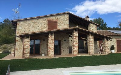 Casale De Conti: Casa, Propiedad, Casa, Edificio, Bienes Raíces, Arquitectura, Barrio Residencial, Techo, Fachada, Cabaña