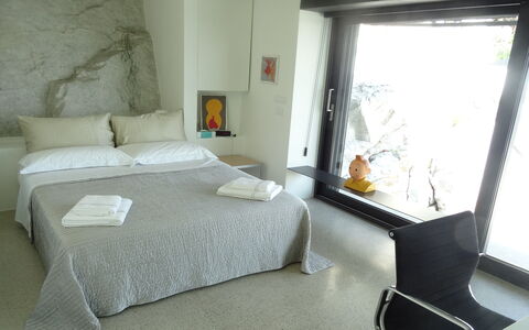 Villetta Farfallina: Habitación, Habitación, Mueble, Propiedad, Cama, Diseño De Interiores, Marco De La Cama, Edificio, Sábana, Casa