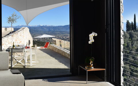 Villetta Farfallina: Arquitectura, Casa, Edificio, Árbol, Habitación, Bienes Raíces, Casa, Puerta, Fachada, Planta