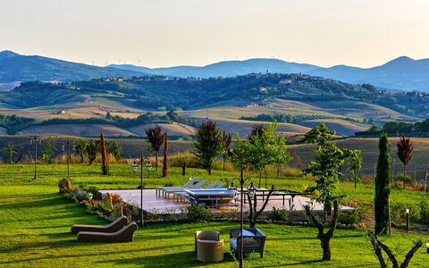 Villa Massimiliano: Naturaleza, Montaña, Paisaje Natural, Cielo, Tierras Altas, Accidentes Geográficos Montañosas, Desierto, Hill Station, Colina, Cayó