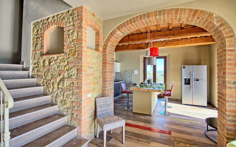 Villa Massimiliano: Propiedad, Edificio, Diseño De Interiores, Habitación, Arco, Ladrillo, Arquitectura, Casa, Pared, Suelo