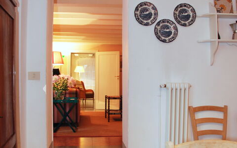 Il Mezzanino: Habitación, Propiedad, Diseño De Interiores, Edificio, Casa, Mueble, Bienes Raíces, Casa, Comedor, Suelo