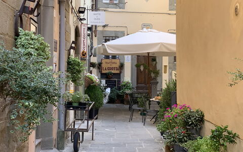 Casa Annateresa: Barrio, Propiedad, Edificio, By, Calle, Callejón, Bienes Raíces, Patio, Infraestructura, La Carretera
