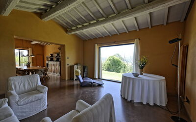 Villa Sasseto: Propiedad, Habitación, Edificio, Techo, Diseño De Interiores, Casa, Mueble, Bienes Raíces, Sala, Inmuebles