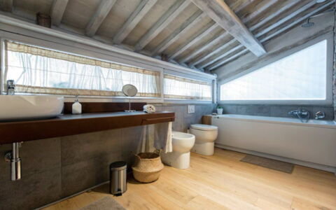 Villa Milluzzi: Edificio, Mueble, Sofá, Mesa, Grifo, Madera, Ventana, Casa, Sala, Suelo