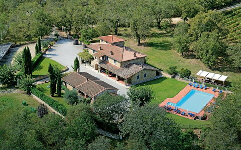 Agriturismo L'incrociata: Planta, Edificio, Árbol, El Terreno Del Lote, Diseño Urbano, Arquitectura, Paisaje Natural, Casa, Barrio, Barrio Residencial