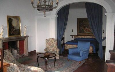 Alcova: Marco, Mueble, Mesa, Madera, Encendiendo, Edificio, Diseño De Interiores, Suelo, Casa, Lámpara