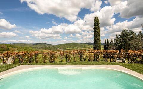 Valdambra Villa: Paisaje, Piscina, Jardín, Paisajismo, Eco Hotel, Hacienda, Casa De Campo, Villa, Yarda