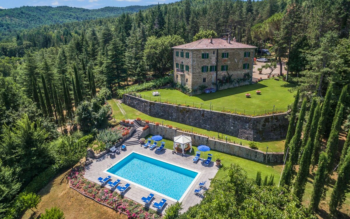 Ville Rosadi Weddings