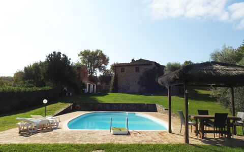 San Lorenzo: Planta, Cielo, Agua, Edificio, Nube, Naturaleza, Árbol, Piscina, El Terreno Del Lote, Rectángulo