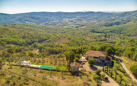 Villa Dorothea: Cielo, Planta, Planta De La Comunidad, Montaña, Paisaje Natural, Tierras Altas, El Terreno Del Lote, Árbol, Pendiente
