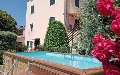 Alla Collina Del Sole: Piscina, Material Compuesto, Sombra, Villa, Inmuebles, Hacienda, Recurso, Balcón, Eco Hotel, Hotel