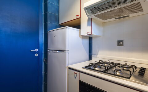 Residenza Morin: Gabinetes, Estufa De Gas, Aparato De Cocina, Estufa De Cocina, Estufa, Edificio, Estufa, Cocina, Madera, Electrodoméstico