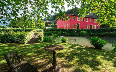 Villa Guasperini: Planta, Edificio, Ventana, Naturaleza, Hoja, Árbol, Paisaje Natural, Vegetación, Casa, El Terreno Del Lote