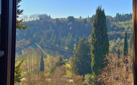 Borgo Delle Fonti: Hoja, Árbol, Naturaleza, Entorno Natural, Accidentes Geográficos Montañosas, Vegetación, Bosque, Montaña, Tierras Altas, Colina