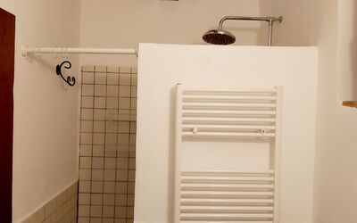 Lavanda: Producto, Madera, Rectángulo, Piso, Suelo, Baño, Propiedad Material, Gas, Casa