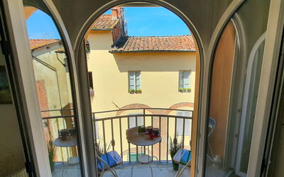 Sui Tetti di Lucca - Lucca, Toscana, Italia