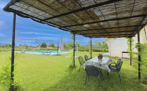 Casa Angela: Piscina, Barrio Residencial, Recurso, Ocio, Thermae, Inmuebles, Mueble Para Exteriores, Asentamientos Humanos, Villa, Hacienda