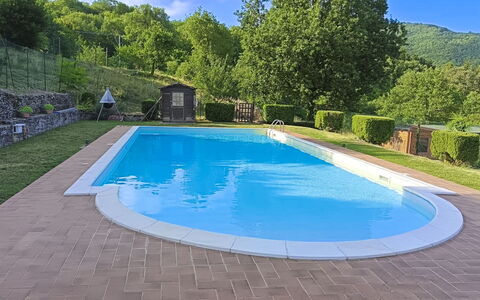 La Casa nel Borgo: Azul, Piscina, Material Compuesto, Recurso, Sombra, Eco Hotel, Fuente De Agua, Hacienda, Paisajismo, Thermae