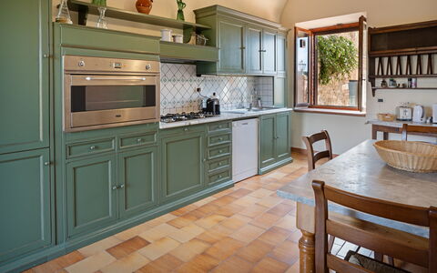 Montauto: Gabinetes, Mueble, Mostrador, Propiedad, Silla, Cajón, Madera, Cocina, Electrodoméstico, Aparato De Cocina