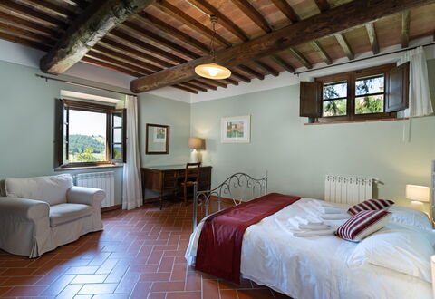 Montauto: Edificio, Mueble, Ventana, Comodidad, Madera, Diseño De Interiores, Casa, Arquitectura, Suelo