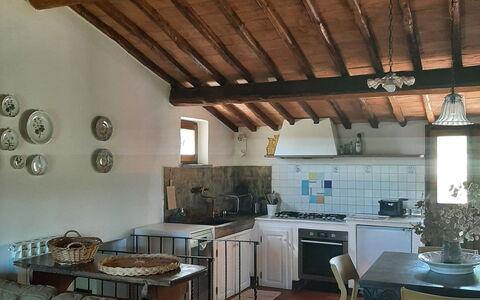 Casa Mulinello: Mueble, Propiedad, Mesa, Cocina, Edificio, Madera, Gabinetes, Diseño De Interiores, Aparato De Cocina, Silla