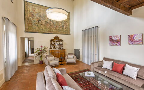 Villa Pianoia: Marco, Propiedad, Mueble, Sofá, Comodidad, Madera, Sala, Diseño De Interiores, Encendiendo, Arquitectura