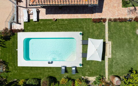 Villa Di Pillo: Planta, Verde, Rectángulo, El Terreno Del Lote, Edificio, Vegetación, Diseño Urbano, Hierba, Sombra, Línea