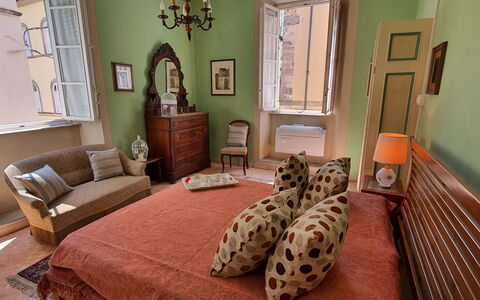 Residenza Otello: Marco, Propiedad, Mueble, Comodidad, Madera, Diseño De Interiores, Sala, Suelo, Carnívoro