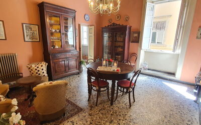 Residenza Otello: Marco, Mueble, Propiedad, Mesa, Silla, Espejo, Madera, Encendiendo, Gabinetes, Diseño De Interiores