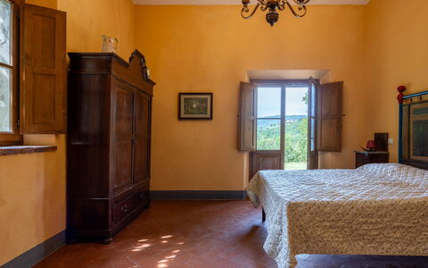 Villa Belvedere - Ambra: Mueble, Diseño De Interiores, Piso, Habitación, Techo, Suelo, Habitación, Manchas De Madera, Silla, Marco De La Cama