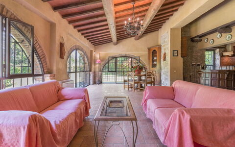 Mulino Al Suono - Badia Agnano, Toscana: Mueble, Sofá, Marco, Mesa, Edificio, Diseño De Interiores, Comodidad, Sala, Madera, Suelo