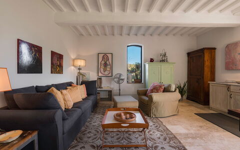 Lina - Podere Ribatti - Casole D'elsa, Toscana: Marco, Mesa, Mueble, Sofá, Propiedad, Edificio, Madera, Diseño De Interiores, Comodidad, Sala