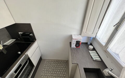 Casa Ada e Sabo: Edificio, Escalera, Diseño De Interiores, Piso, Suelo, Casa, Ventana, El Diseño De Automóviles, Madera