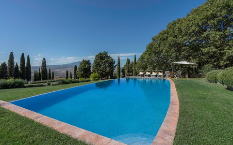 Orcia Panoramic View With Pool: Agua, Planta, Cielo, Piscina, Árbol, Edificio, El Terreno Del Lote, Sombra, Hierba, Paisaje Natural