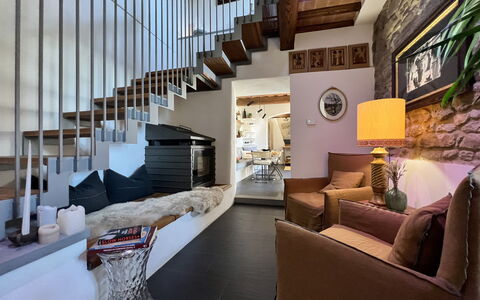 The Architects House: Mueble, Sofá, Diseño De Interiores, Madera, Marco, Edificio, Arquitectura, Comodidad, Escalera, Sala