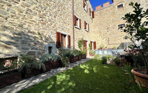 The Architects House: Planta, Propiedad, Ventana, Edificio, Hierba, Barrio, Ladrillo, Superficie De La Carretera, Barrio Residencial, Diseño Urbano