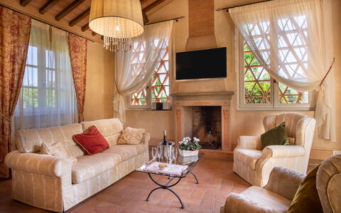 Le Vigne 4: Marrón, Mueble, Propiedad, Sofá, Madera, Diseño De Interiores, Encendiendo, Sala, Ventana, Comodidad