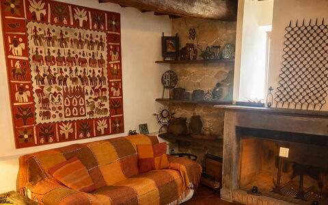 Molin Barletta, Private Pool, Nature - Marliana, T: Piso, Madera, Diseño De Interiores, Suelo, Mueble, Habitación, Marrón, Techo, Sala, Madera Dura