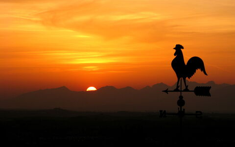 Villa Botinaccio: Cielo, Nube, Planta, Resplandor Crepuscular, Mañana En Red Sky, Luz De Sol, Oscuridad, Paisaje Natural, Puesta De Sol