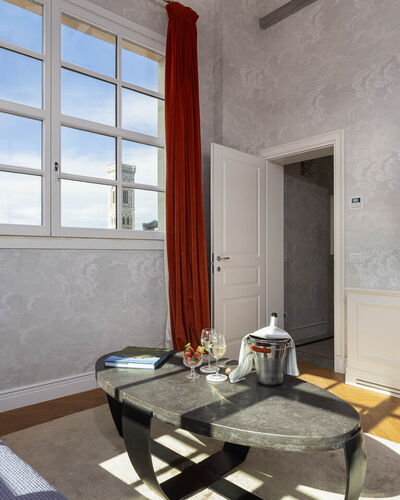 Torretta Penthouse: Diseño De Interiores, Techo, Piso, Suelo, Departamento, Habitación, Lámpara, Moldura, Sala, Lámpara