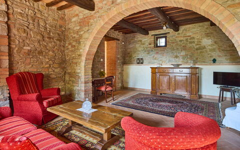 Villa Conte Jacopo: Mueble, Propiedad, Mesa, Edificio, Madera, Silla, Encendiendo, Diseño De Interiores, Sala, Suelo