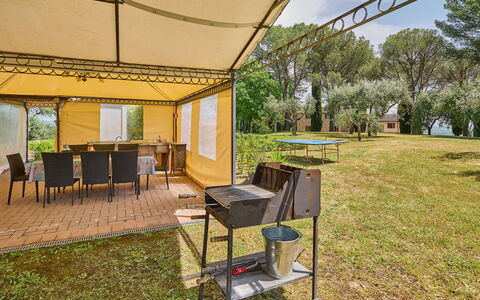 Villa Conte Jacopo: Planta, Mueble, Silla, Sombra, Árbol, Hierba, Edificio, Ocio, Espacio Publico, Nube