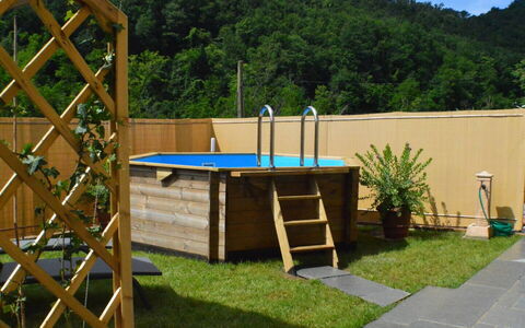 Casa Montebello: Planta, Propiedad, Árbol, El Terreno Del Lote, Madera, Sombra, Cielo, Hierba, Espacio Publico, Ocio