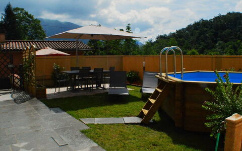 Casa Montebello: Cielo, Nube, Planta, Edificio, Sombra, Mueble Para Exteriores, El Terreno Del Lote, Árbol, Diseño Urbano, Ocio