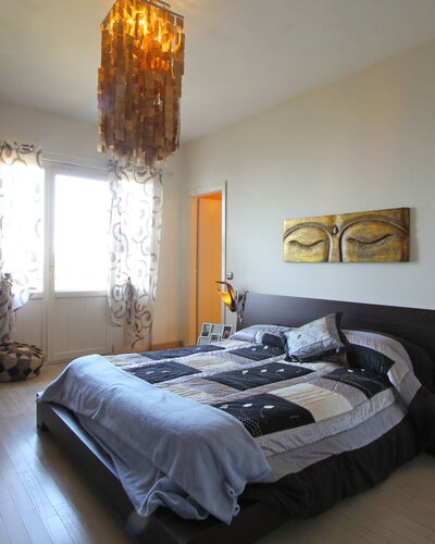 Panorama: Propiedad, Mueble, Marco, Edificio, Comodidad, Madera, Textil, Diseño De Interiores, Suelo, Piso