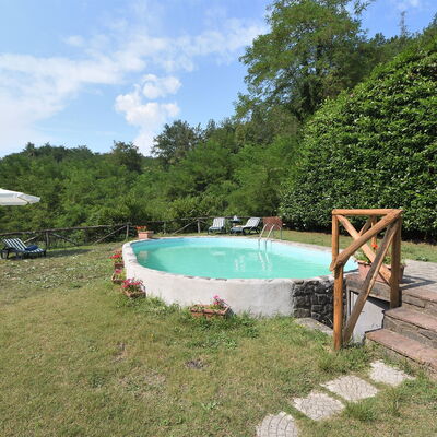 Casa Antelminelli: Agua, Nube, Planta, Cielo, Piscina, Sombra, Árbol, Mueble Para Exteriores, Ocio, Paisaje Natural